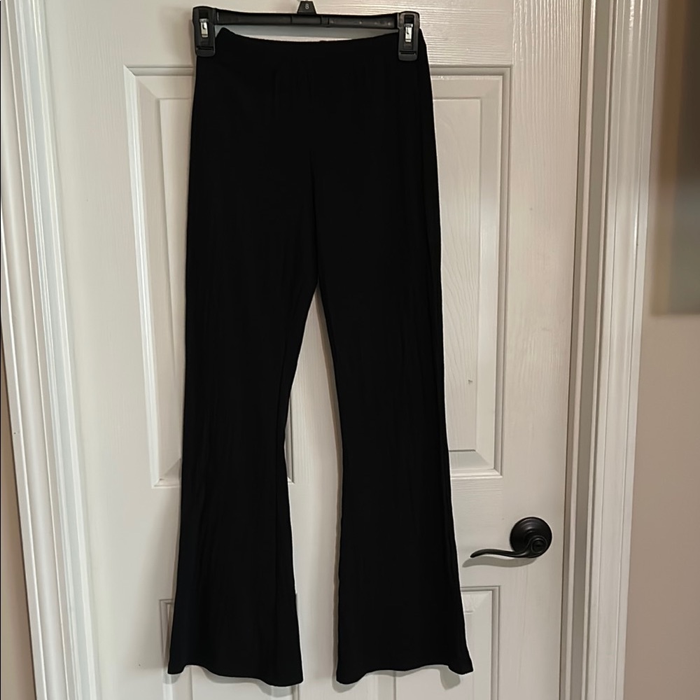 Girls Ribbed Flare Leggings